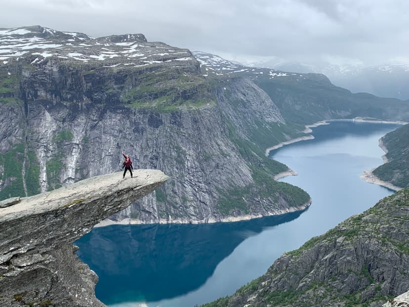 trolltunga hike